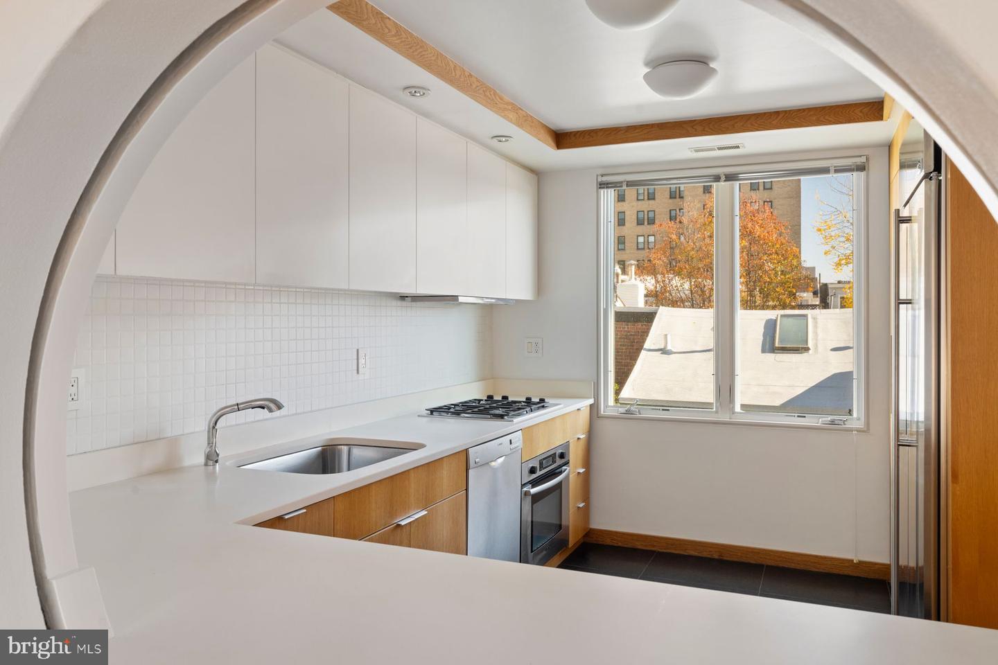 307 S Chadwick St Property Photo 33