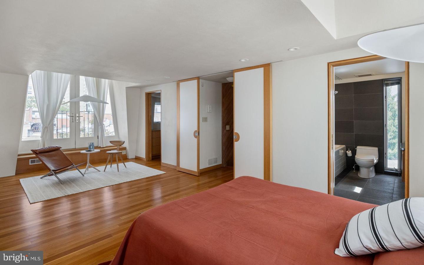 307 S Chadwick St Property Photo 48