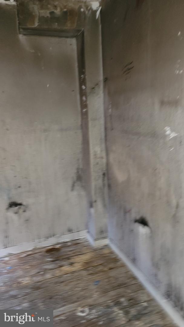 5614 Bloyd St Property Photo 6