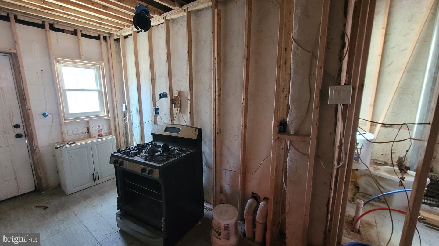 5614 Bloyd St Property Photo 14