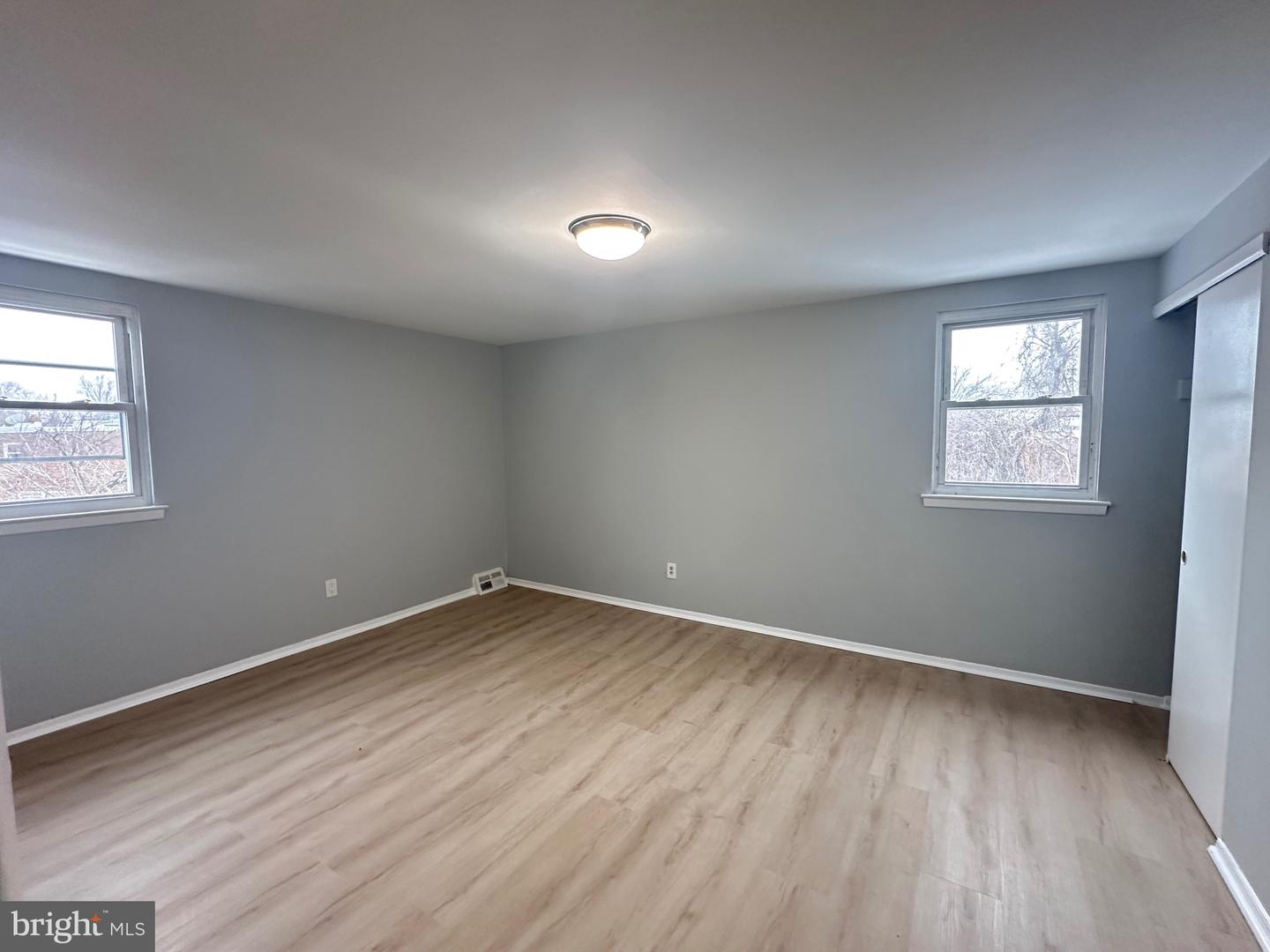 346 Ridgeway Pl Property Photo 13