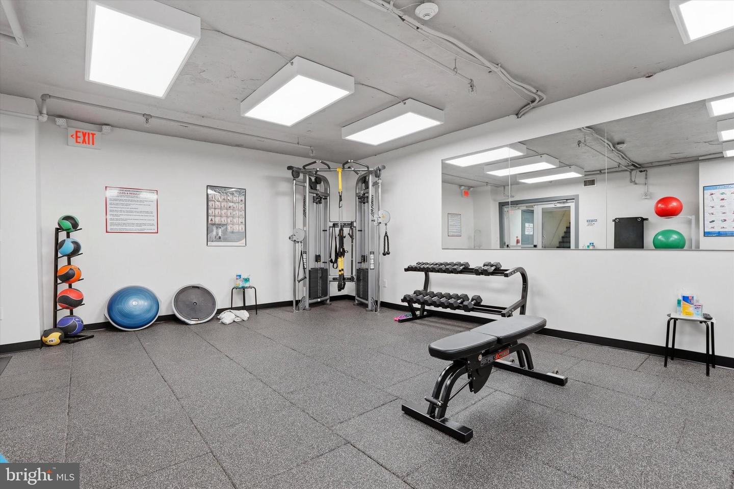 1830-00 Rittenhouse Sq #1e Property Photo 17