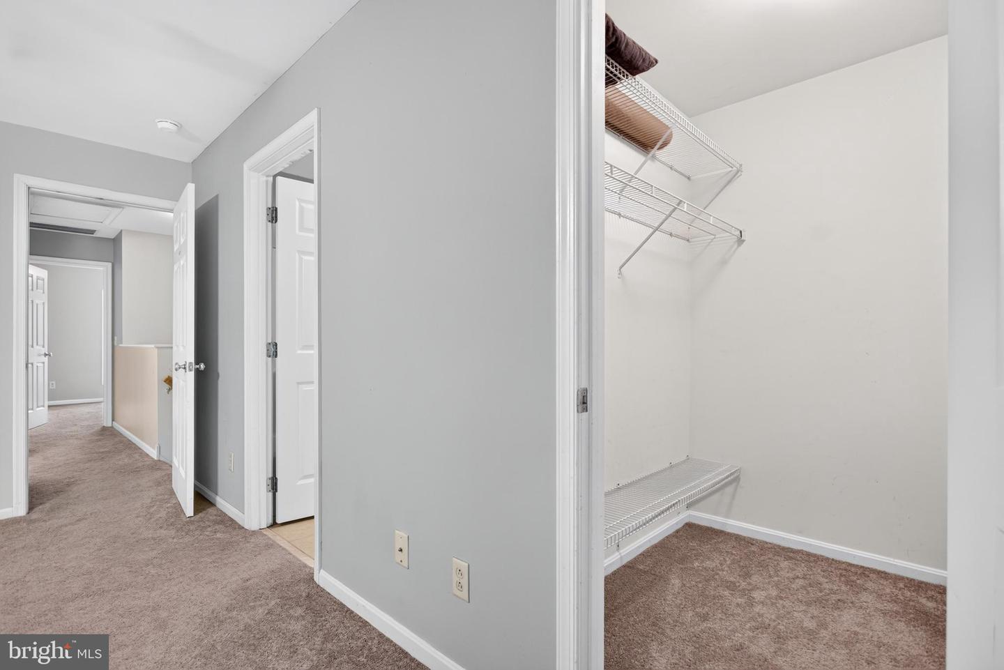100 Parker Ave #23 Property Photo 18