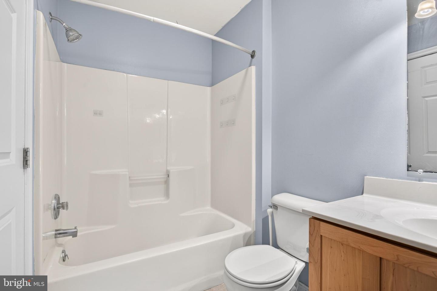 100 Parker Ave #23 Property Photo 19