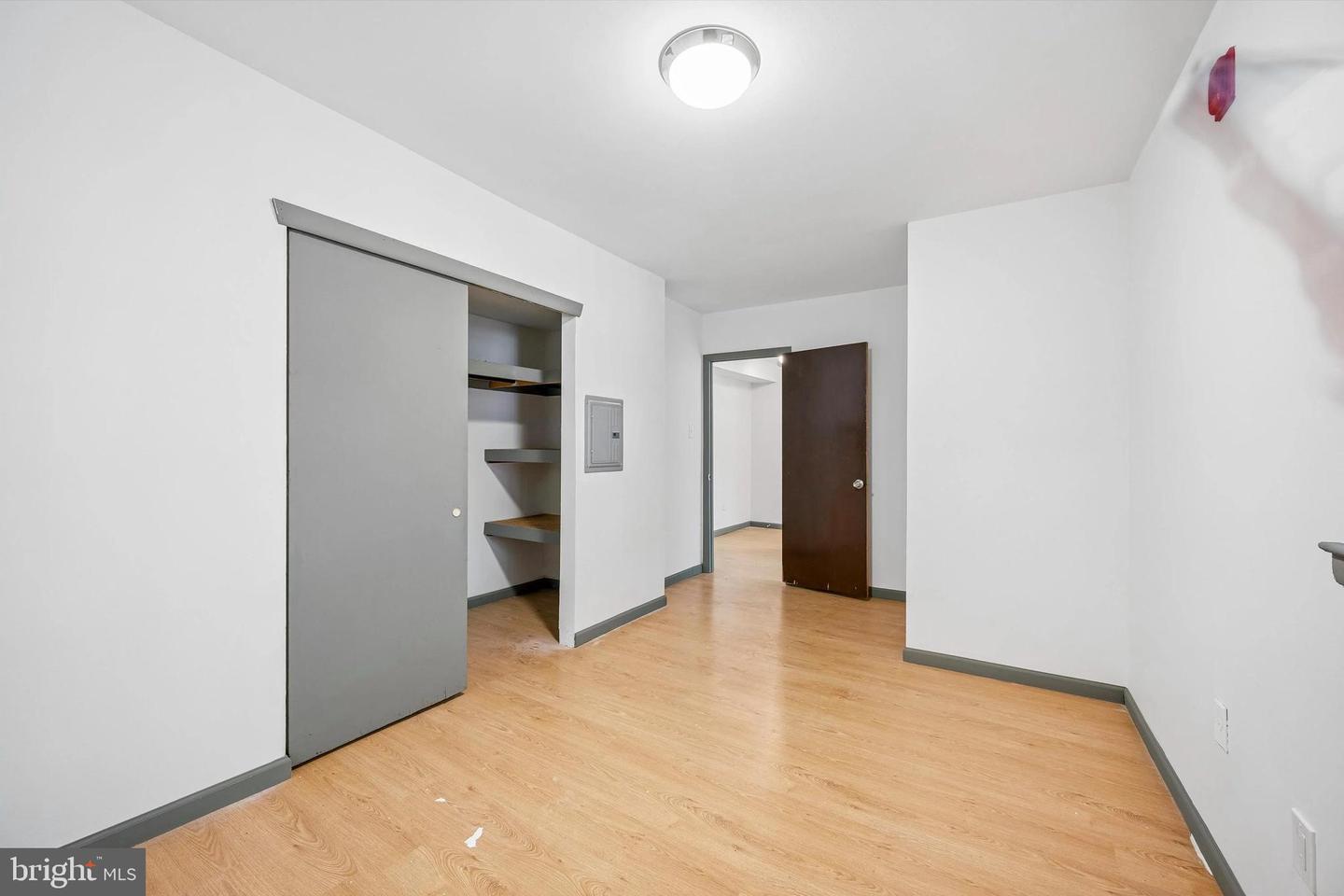2036 Mount Vernon St #1r Property Photo 9