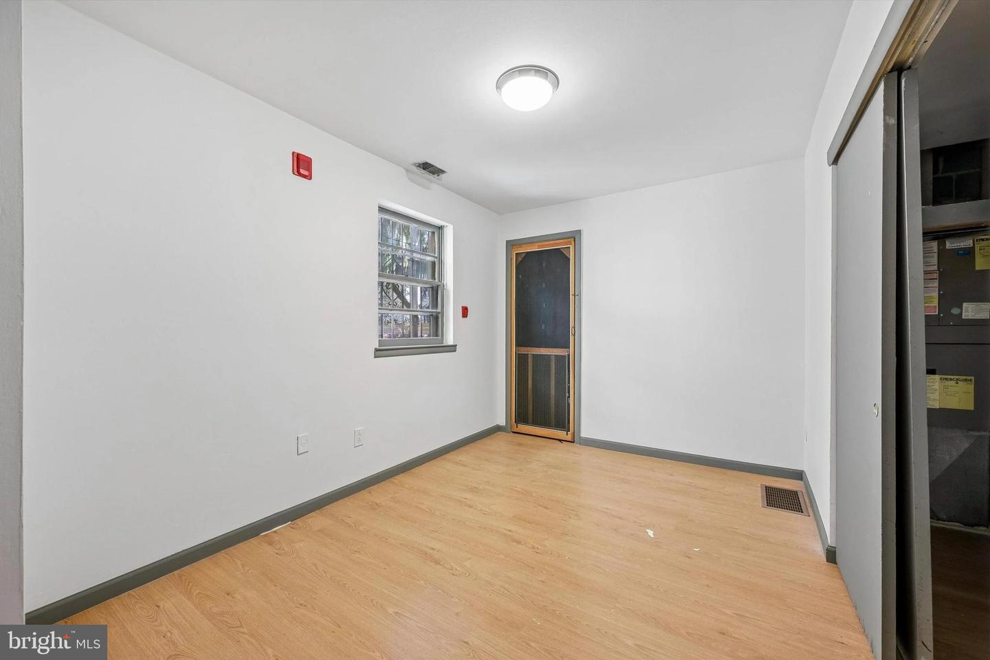 2036 Mount Vernon St #1r Property Photo 10