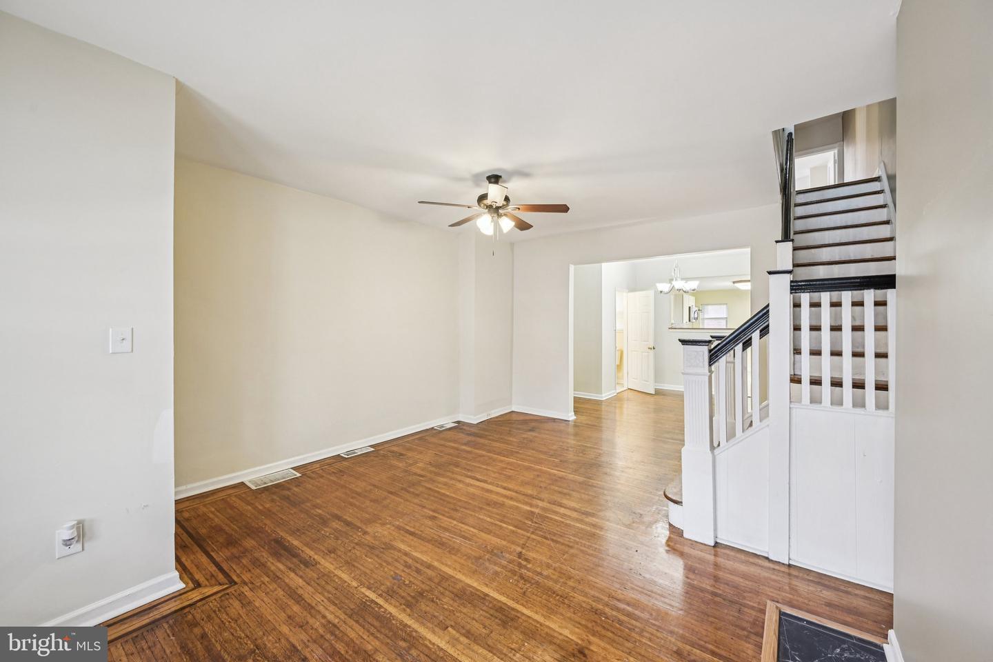 6231 Lansdowne Ave Property Photo 10