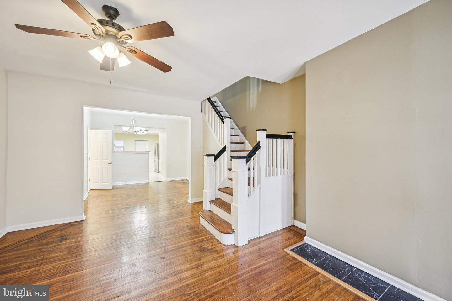 6231 Lansdowne Ave Property Photo 11