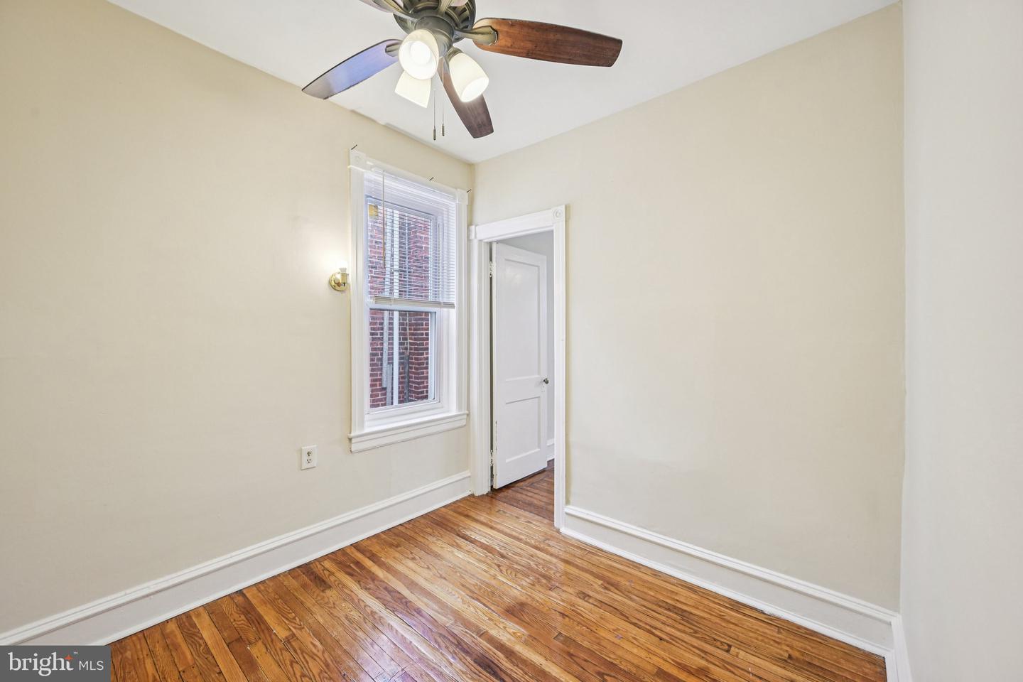 6231 Lansdowne Ave Property Photo 24