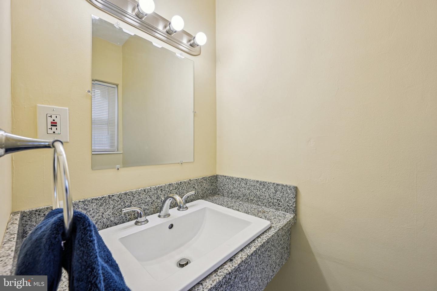 6231 Lansdowne Ave Property Photo 31