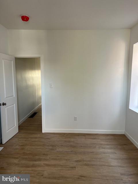 5535 Webster St Property Photo 9