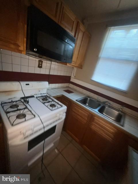 4828 E Roosevelt Blvd Property Photo 16
