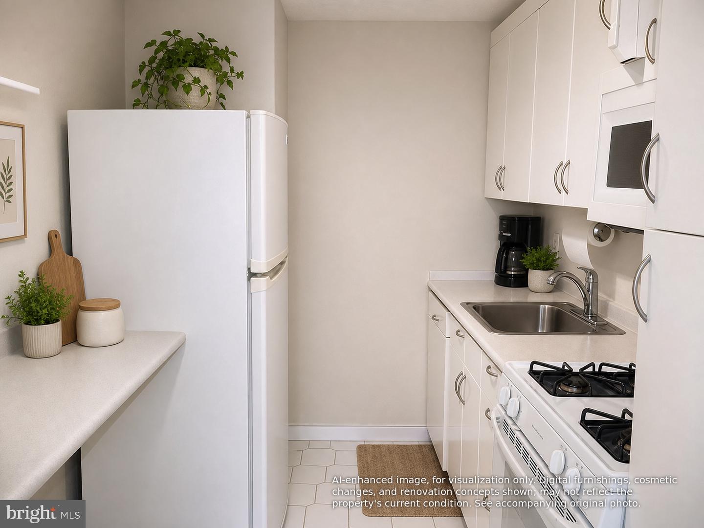 604-36 S Washington Sq #2411 Property Photo 15