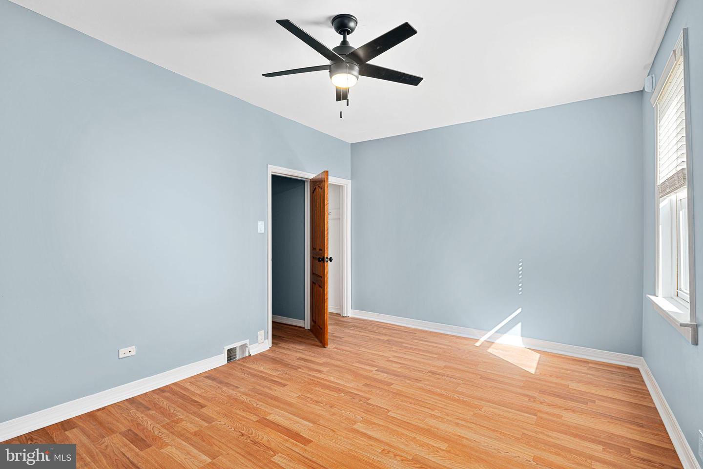 1152 S 15th St Property Photo 11