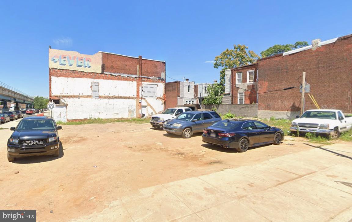 6117-6135 Market St Property Photo 1