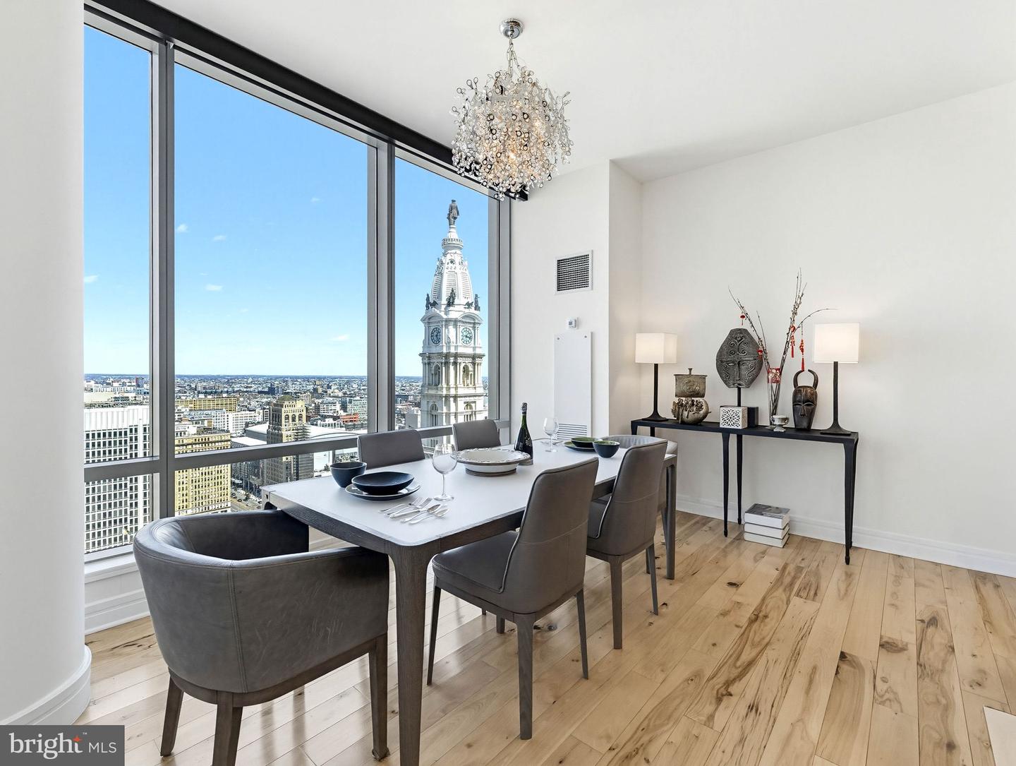 1414 S Penn Sq #32f Property Photo 2