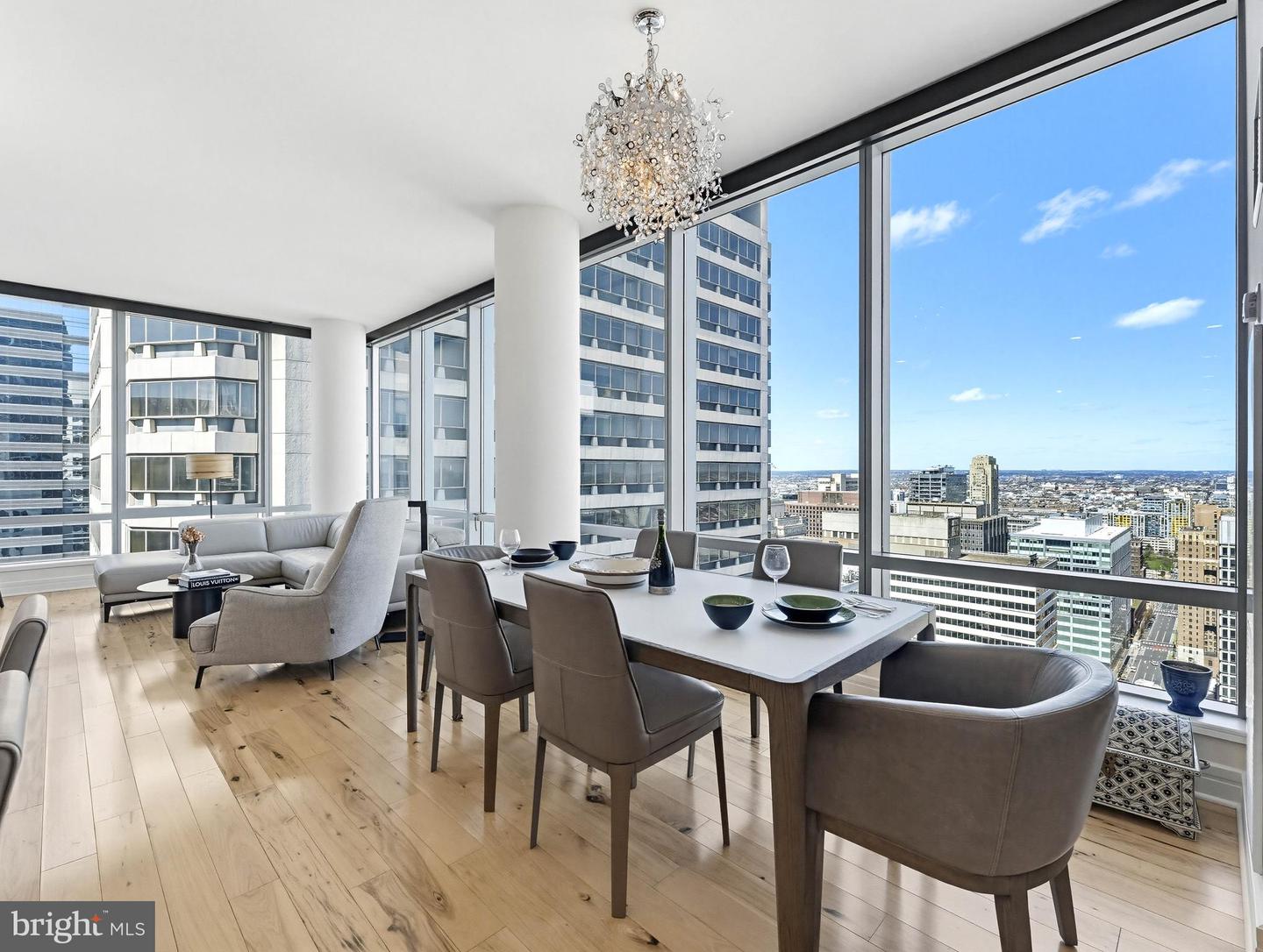 1414 S Penn Sq #32f Property Photo 6