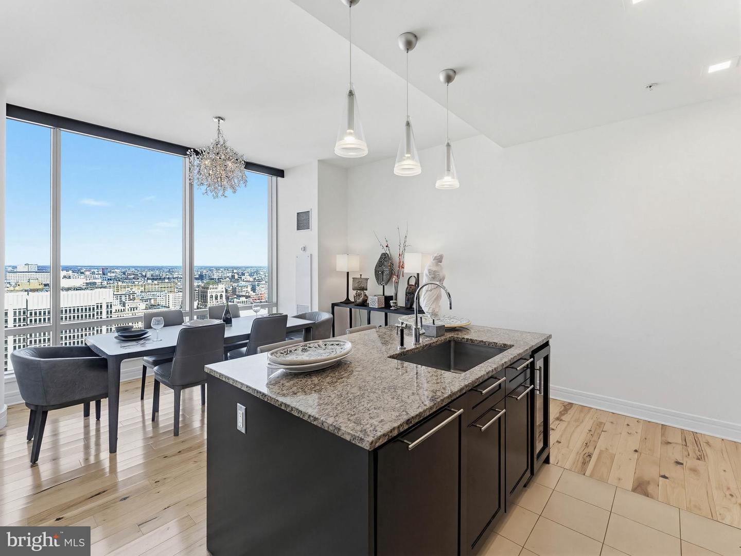 1414 S Penn Sq #32f Property Photo 9