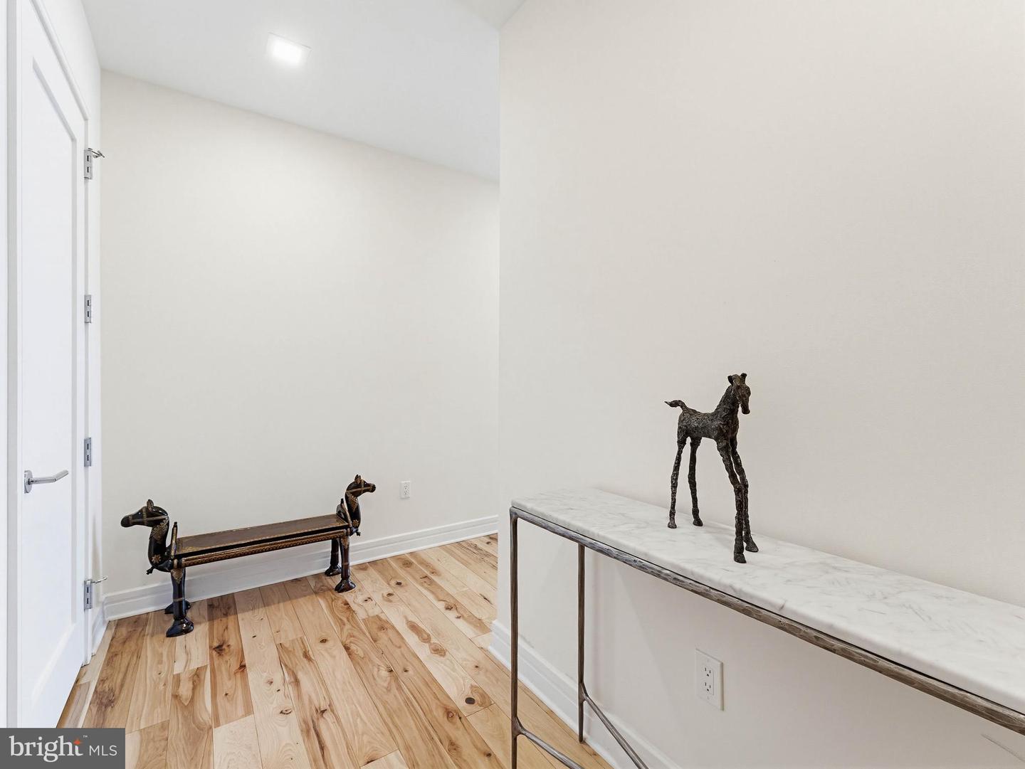 1414 S Penn Sq #32f Property Photo 22