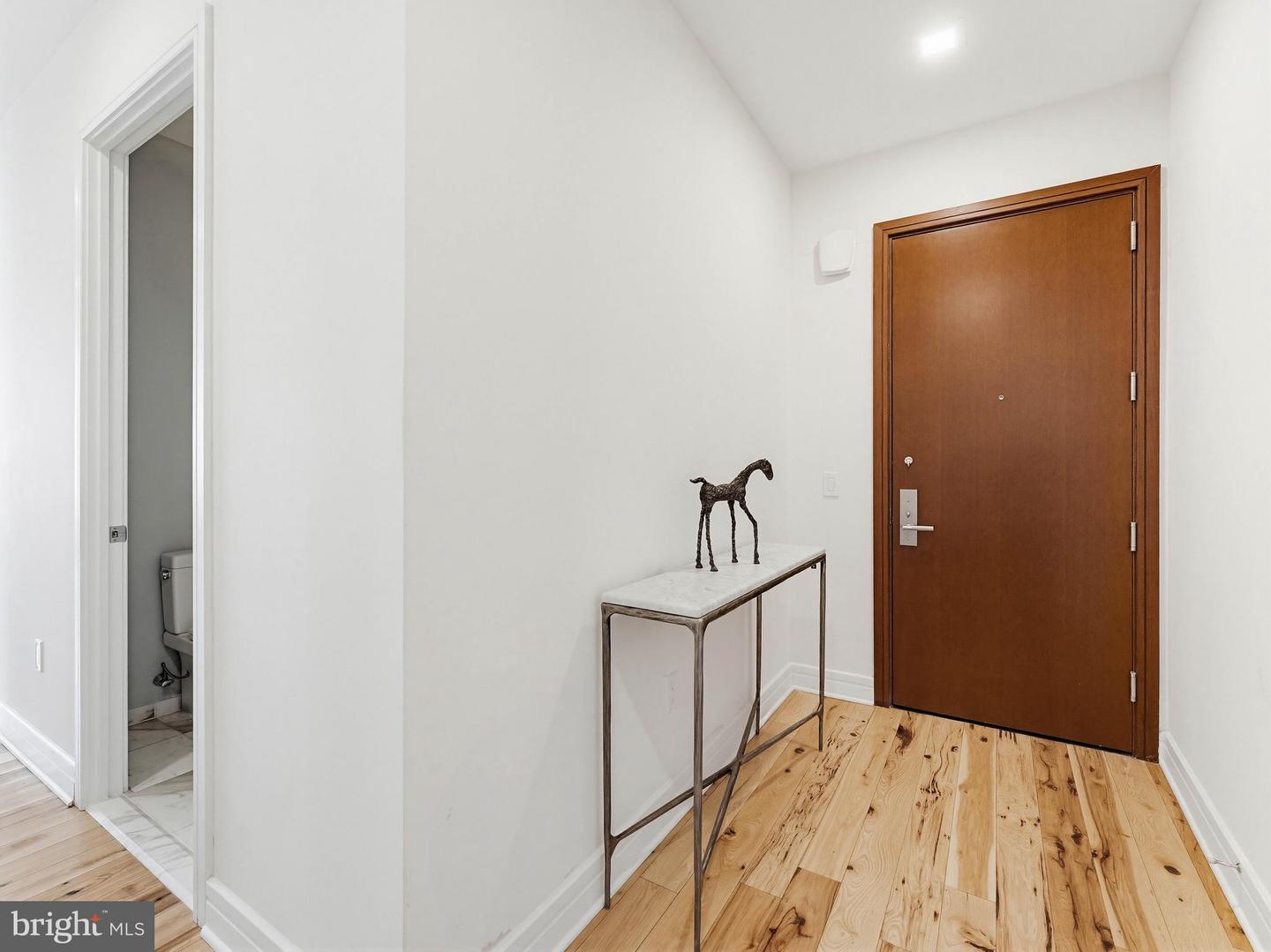 1414 S Penn Sq #32f Property Photo 23