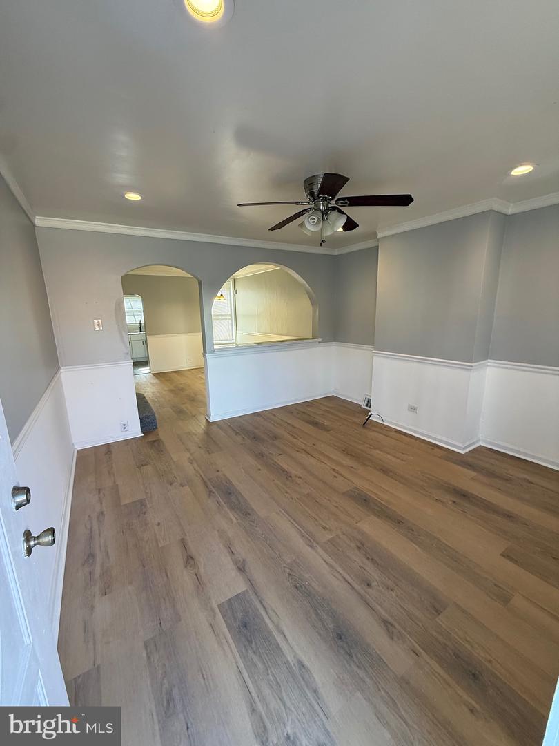 2140 E Ann St Property Photo 6