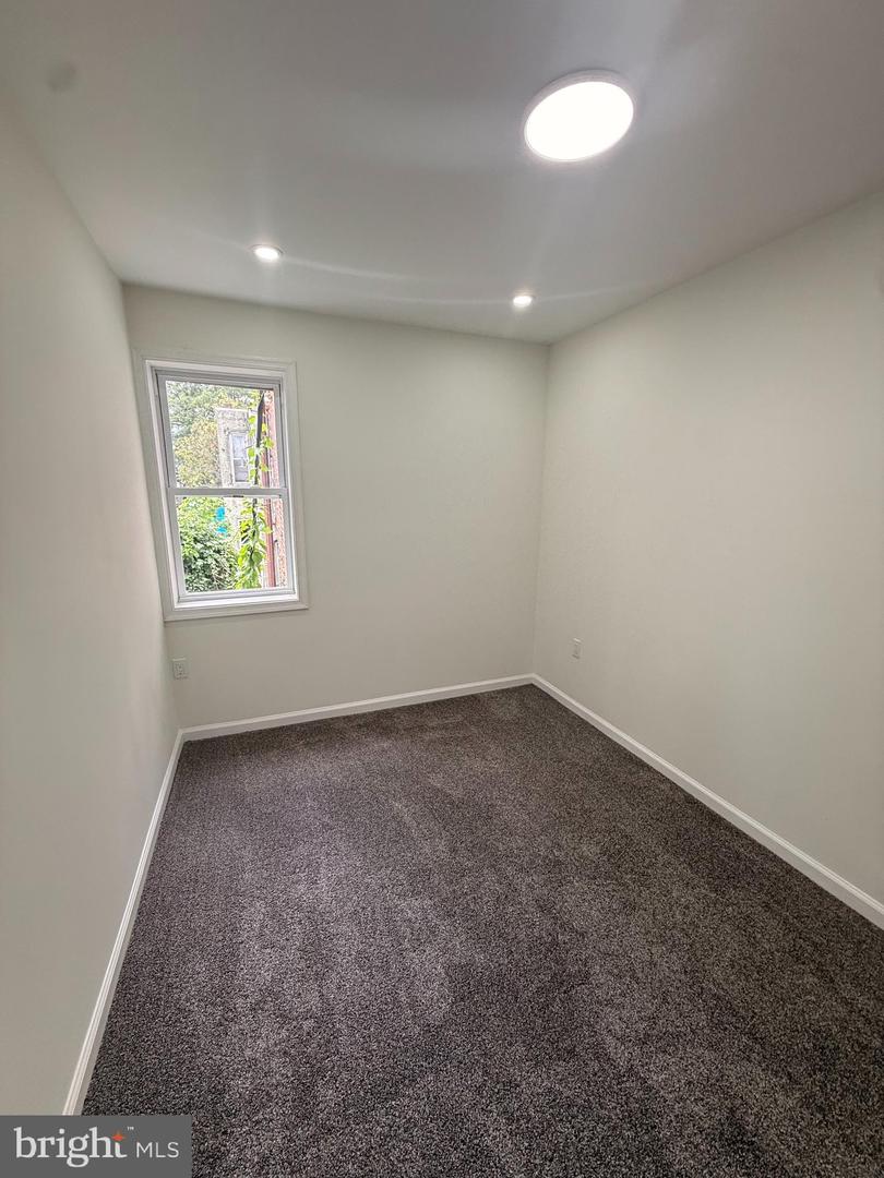1546 S Wilton St Property Photo 20