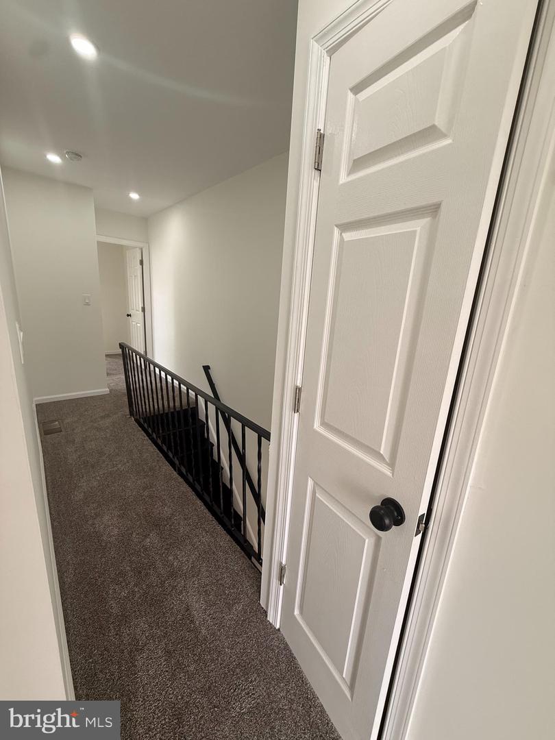 1546 S Wilton St Property Photo 24