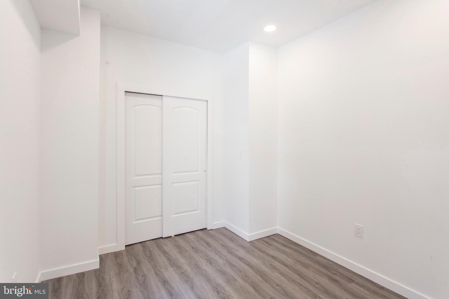 2131 N 8th St #2 Property Photo 8