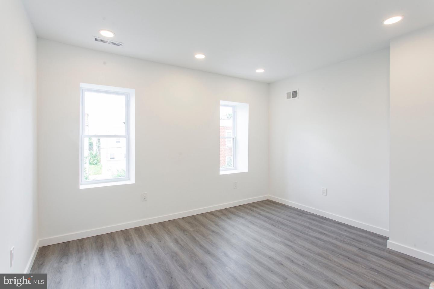 2131 N 8th St #2 Property Photo 12