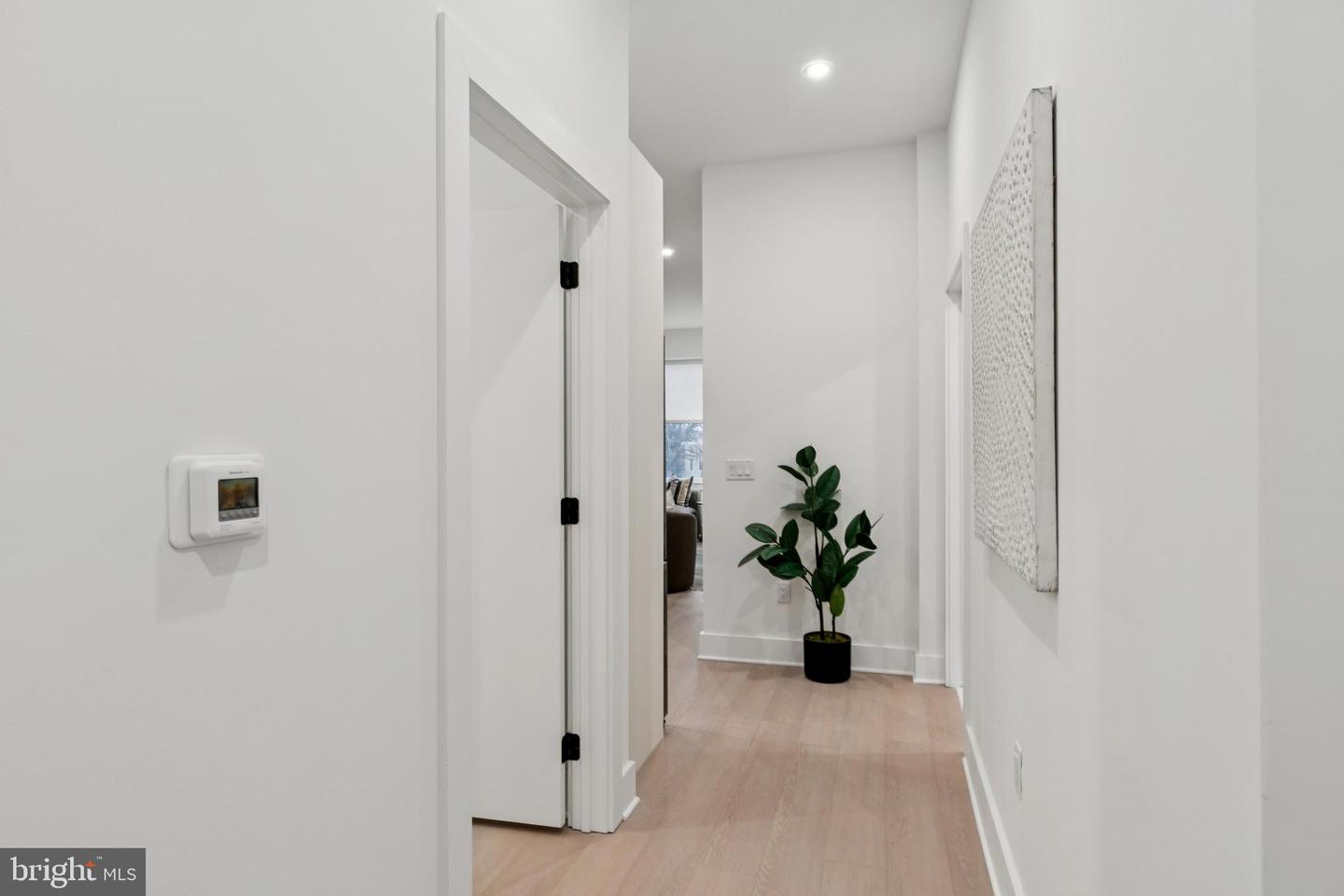 20-30 W Allens Ln #309 Property Photo 2