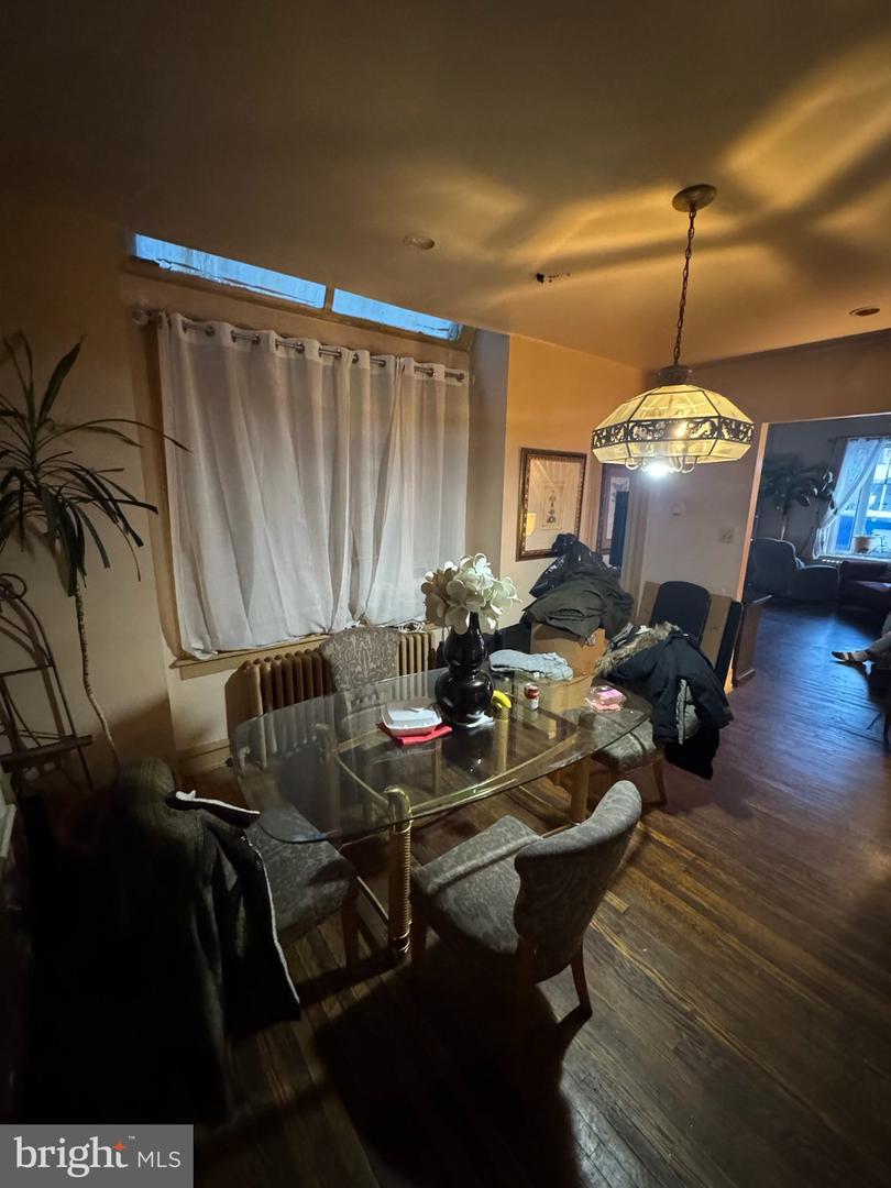 5221 Cedar Ave Property Photo 5