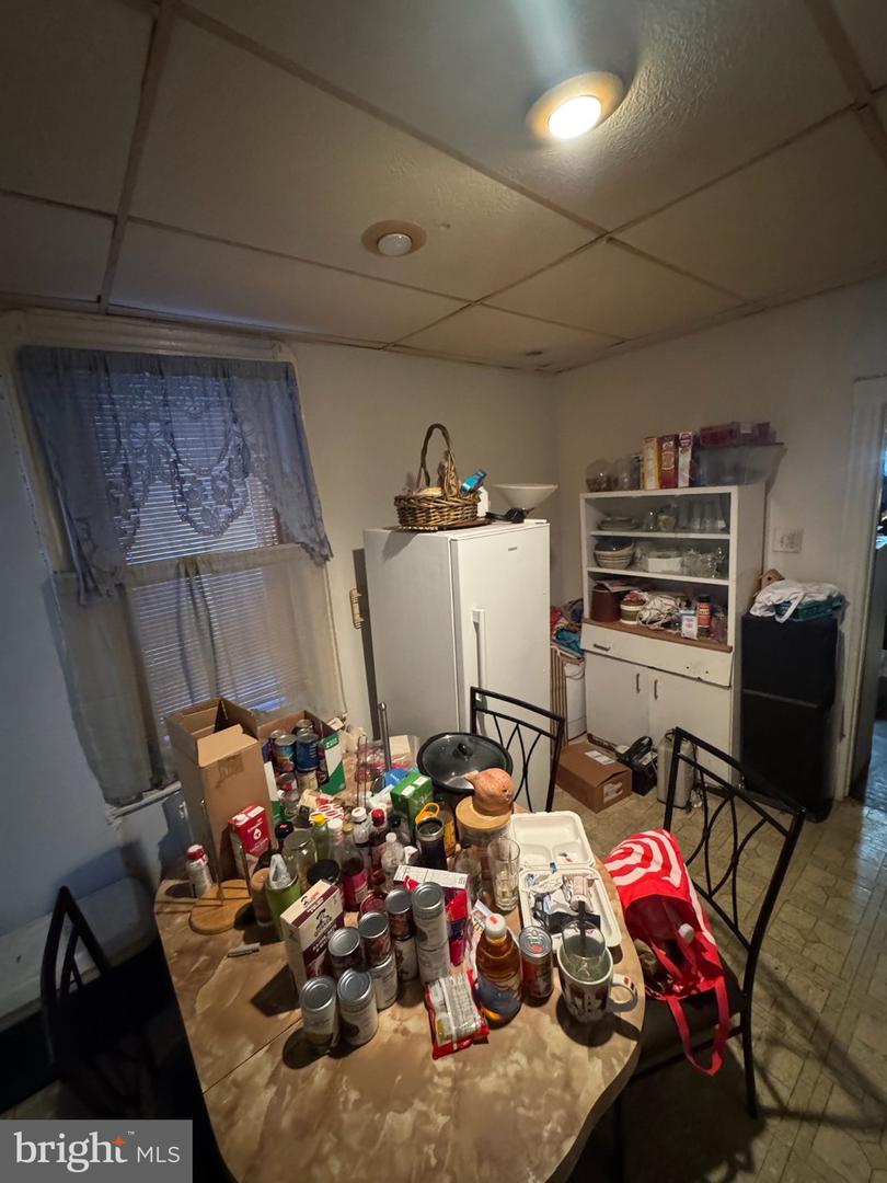 5221 Cedar Ave Property Photo 8