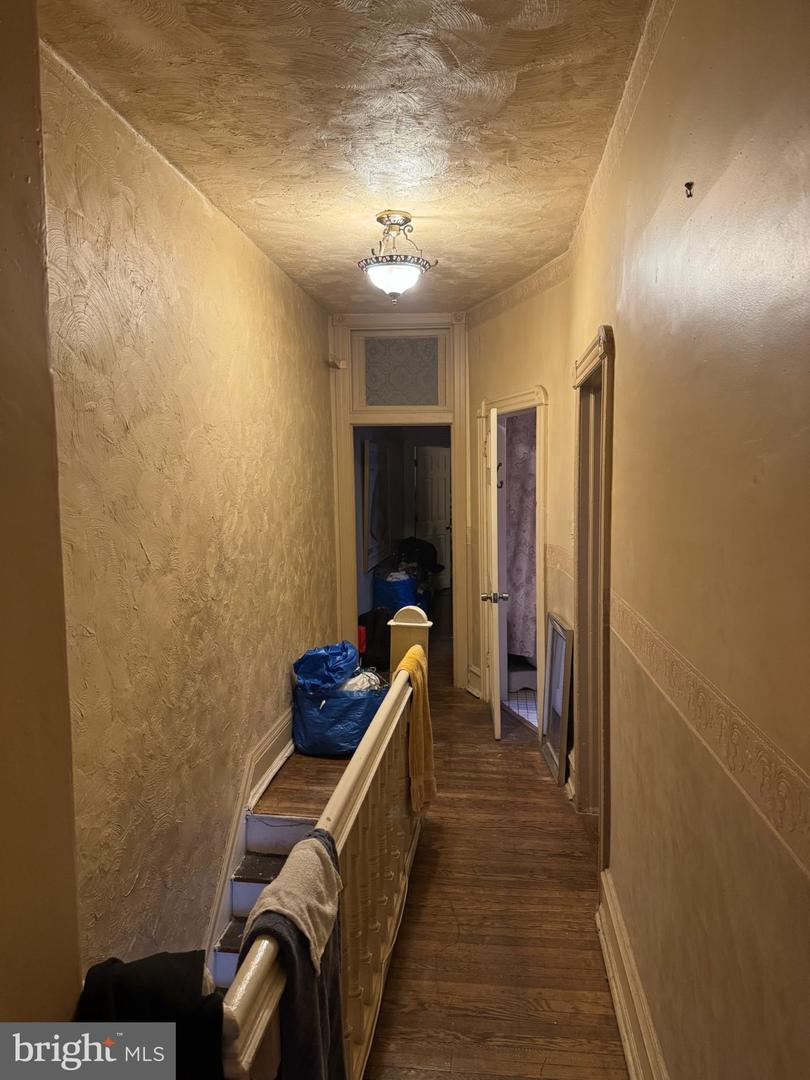 5221 Cedar Ave Property Photo 10