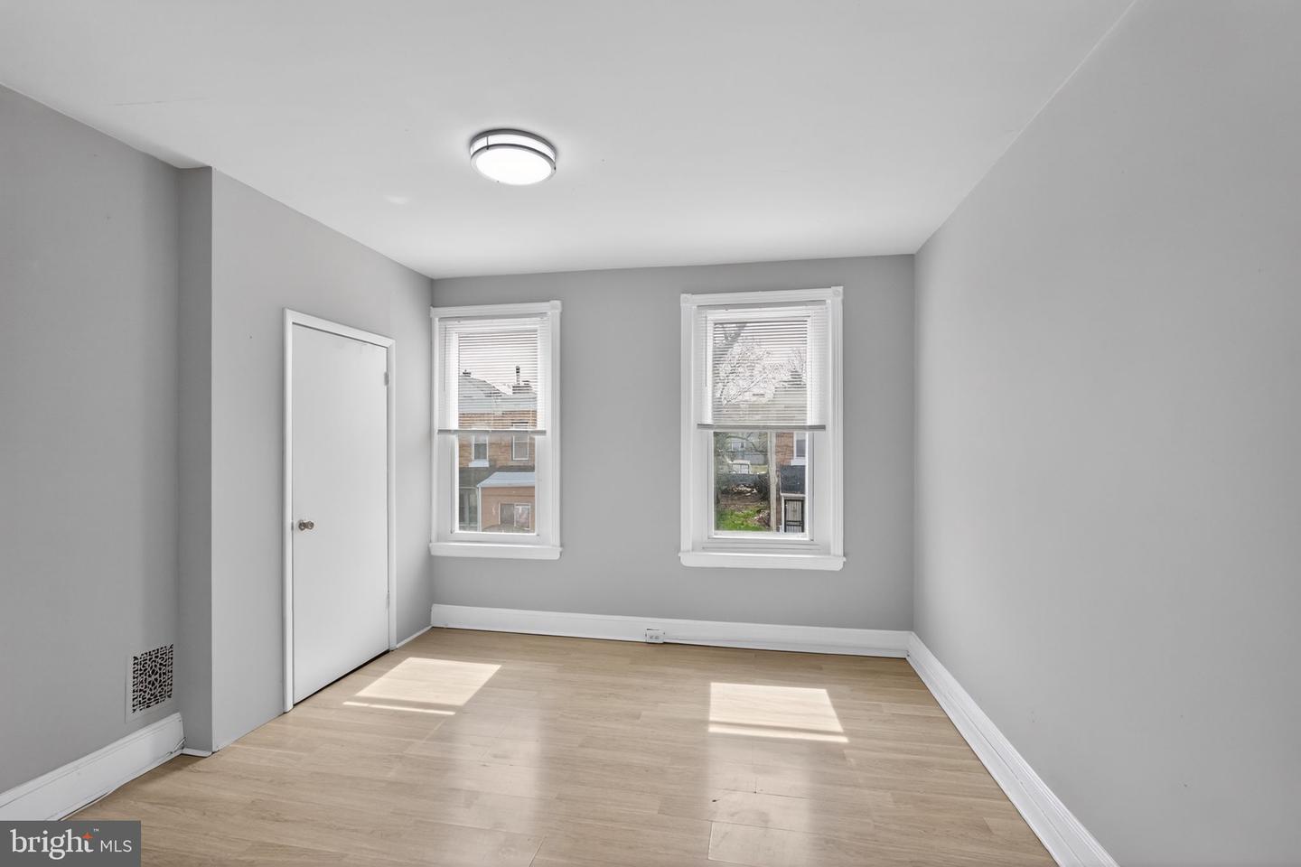 5517 Bloyd St Property Photo 8