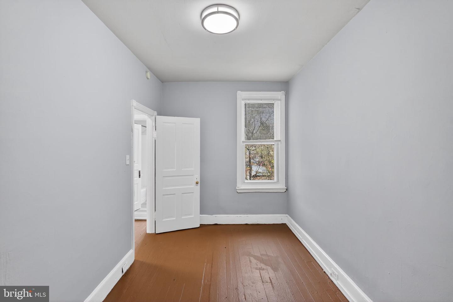5517 Bloyd St Property Photo 10