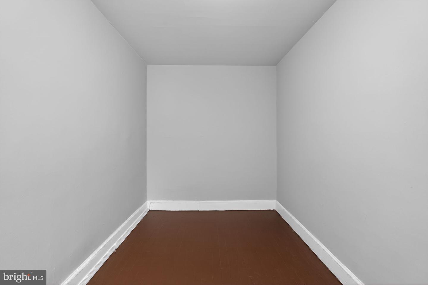 5517 Bloyd St Property Photo 11