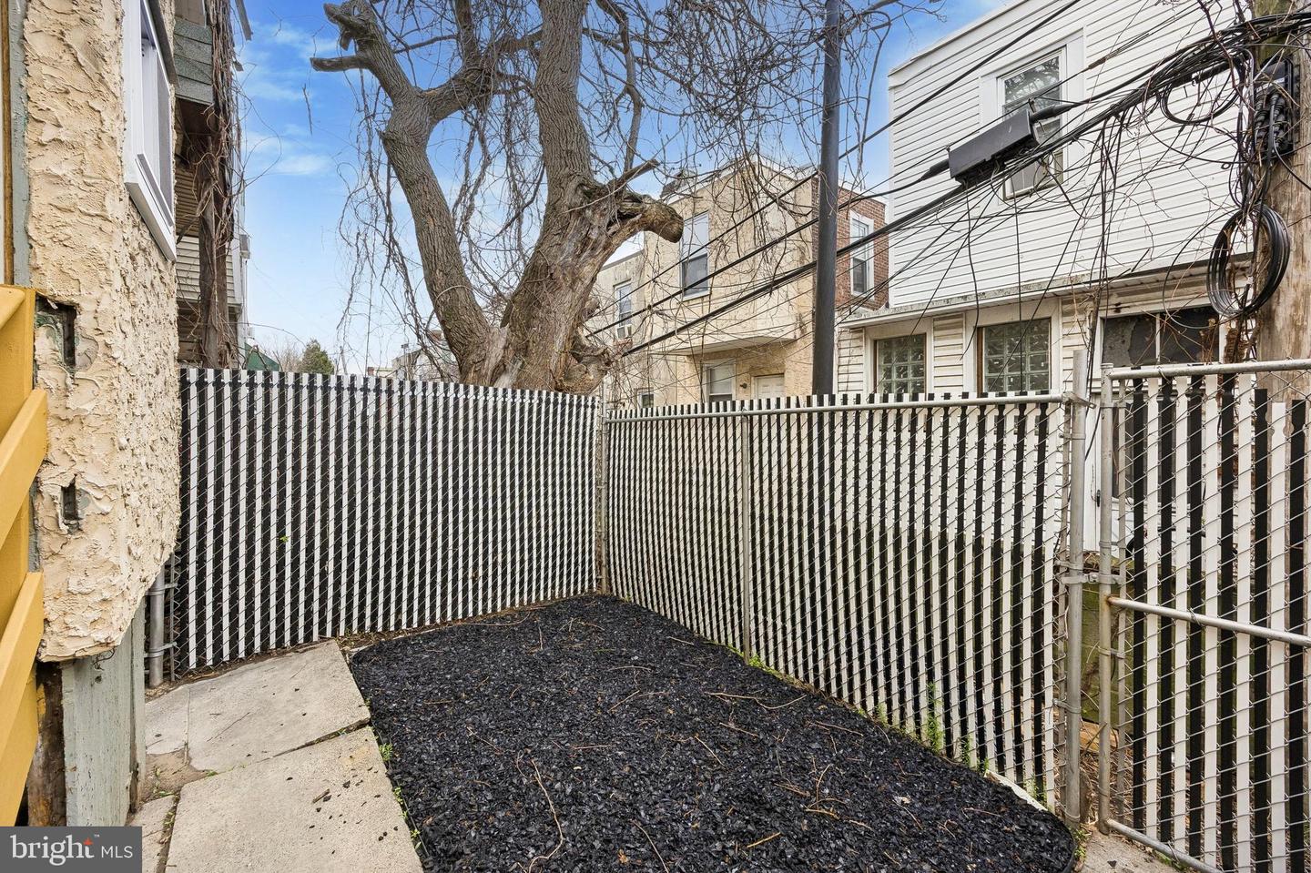 5648-00 Broomall St Property Photo 18