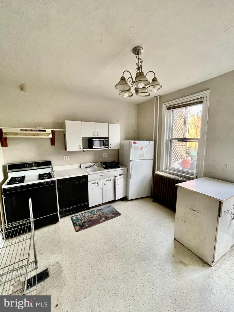 3650 Calumet St Property Photo 5