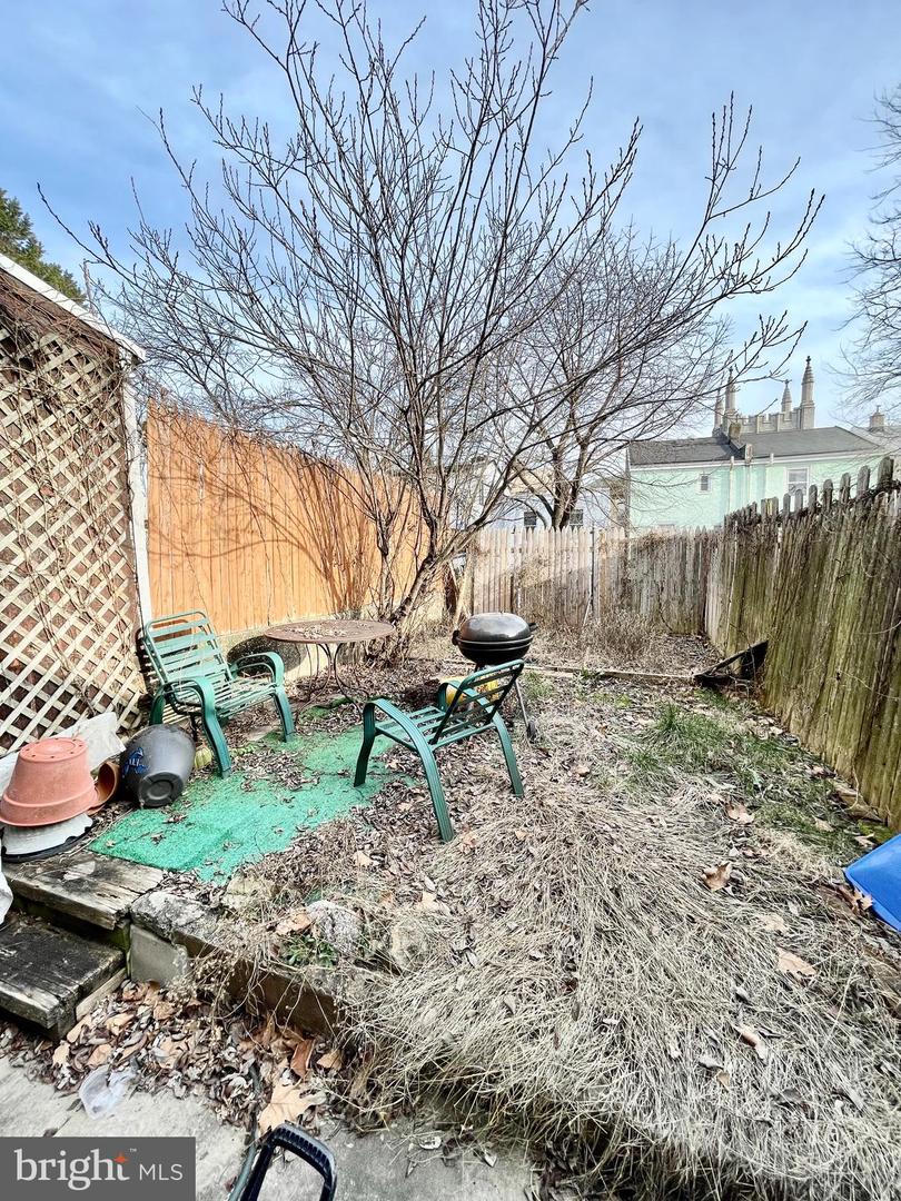3650 Calumet St Property Photo 7