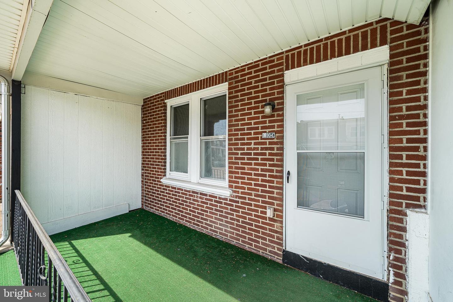 5904 Colgate St Property Photo 2