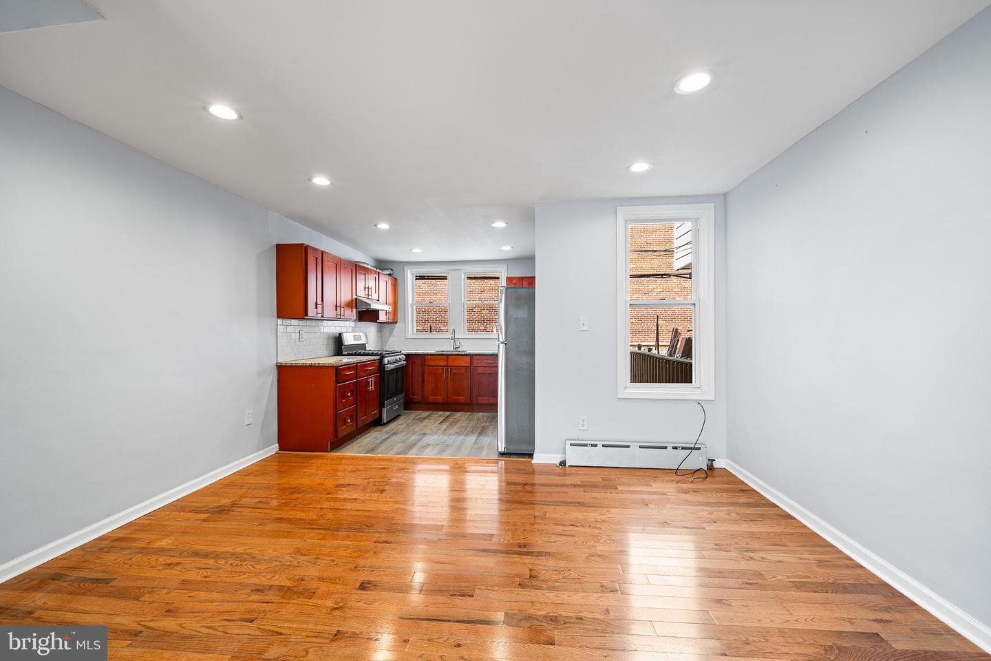 5904 Colgate St Property Photo 7