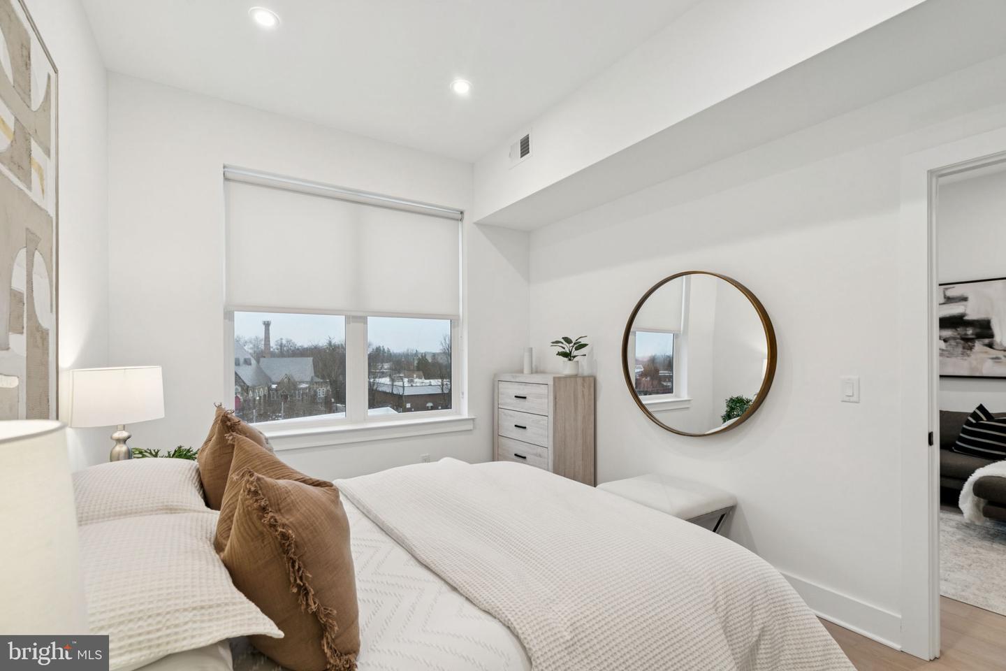 20-30 W Allens Ln #410 Property Photo 15