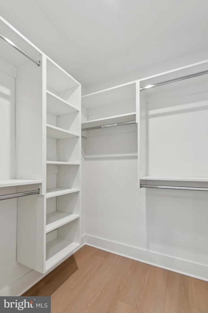 20-30 W Allens Ln #420 Property Photo 7