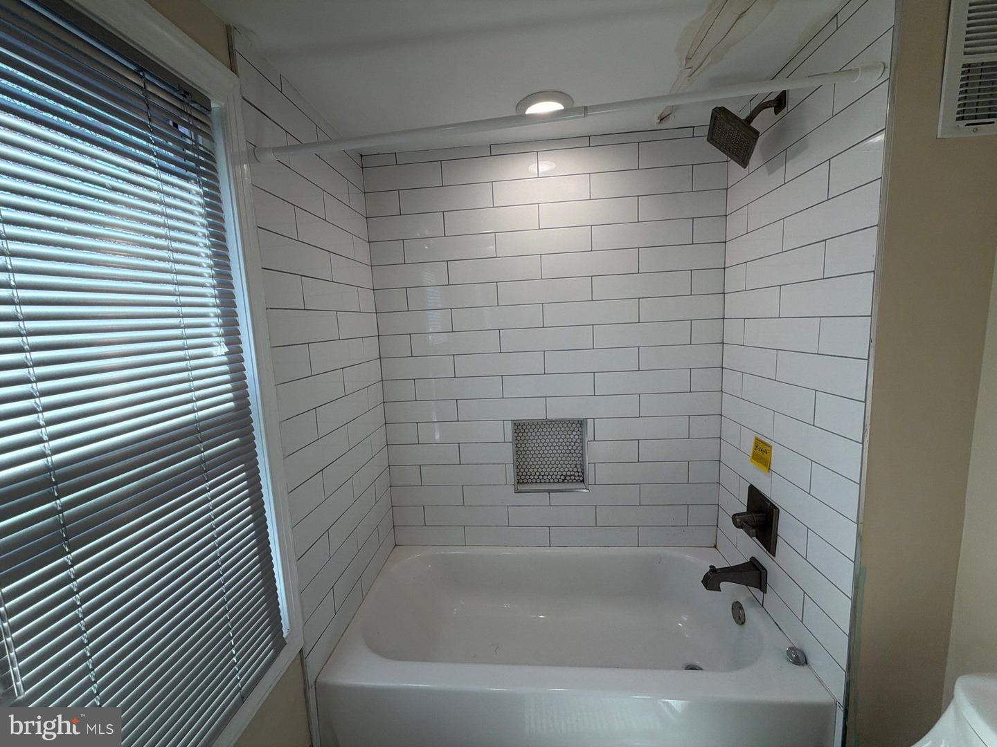 608 Winton St Property Photo 13