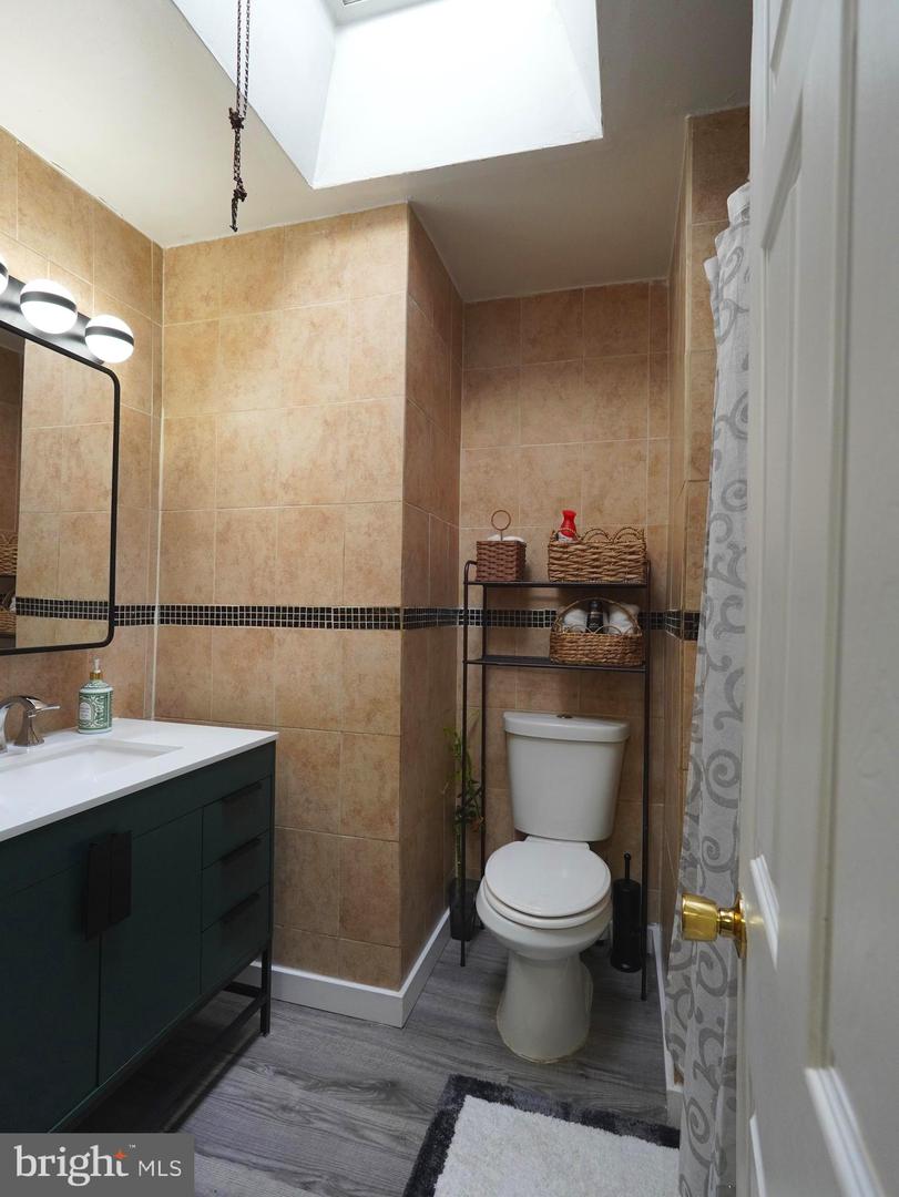 6734 Revere St Property Photo 8