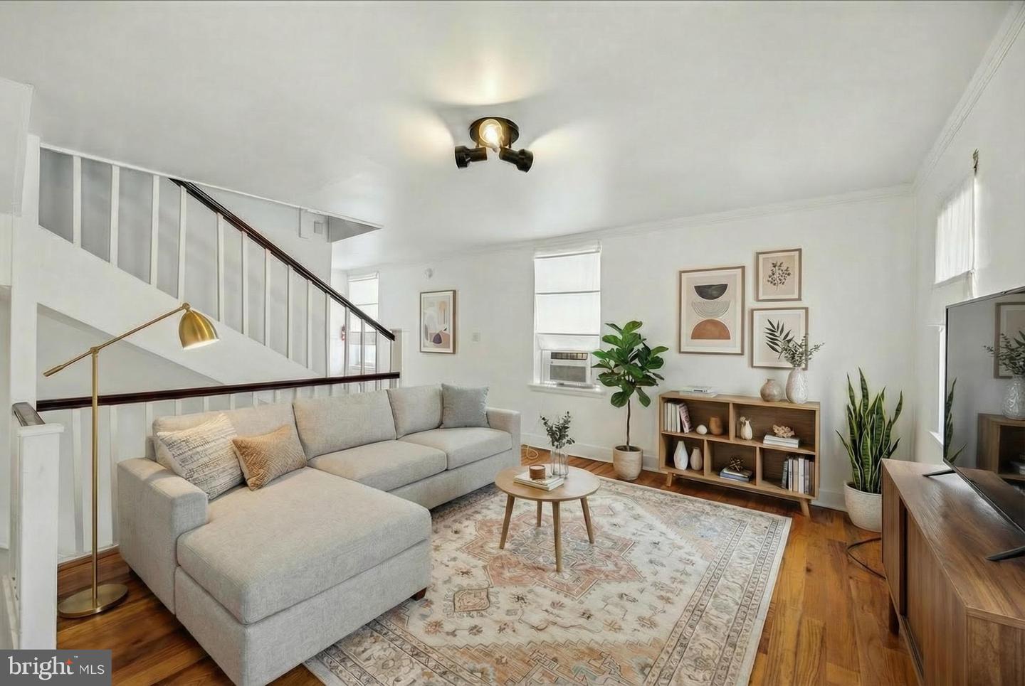 1235 E Berks St Property Photo 17