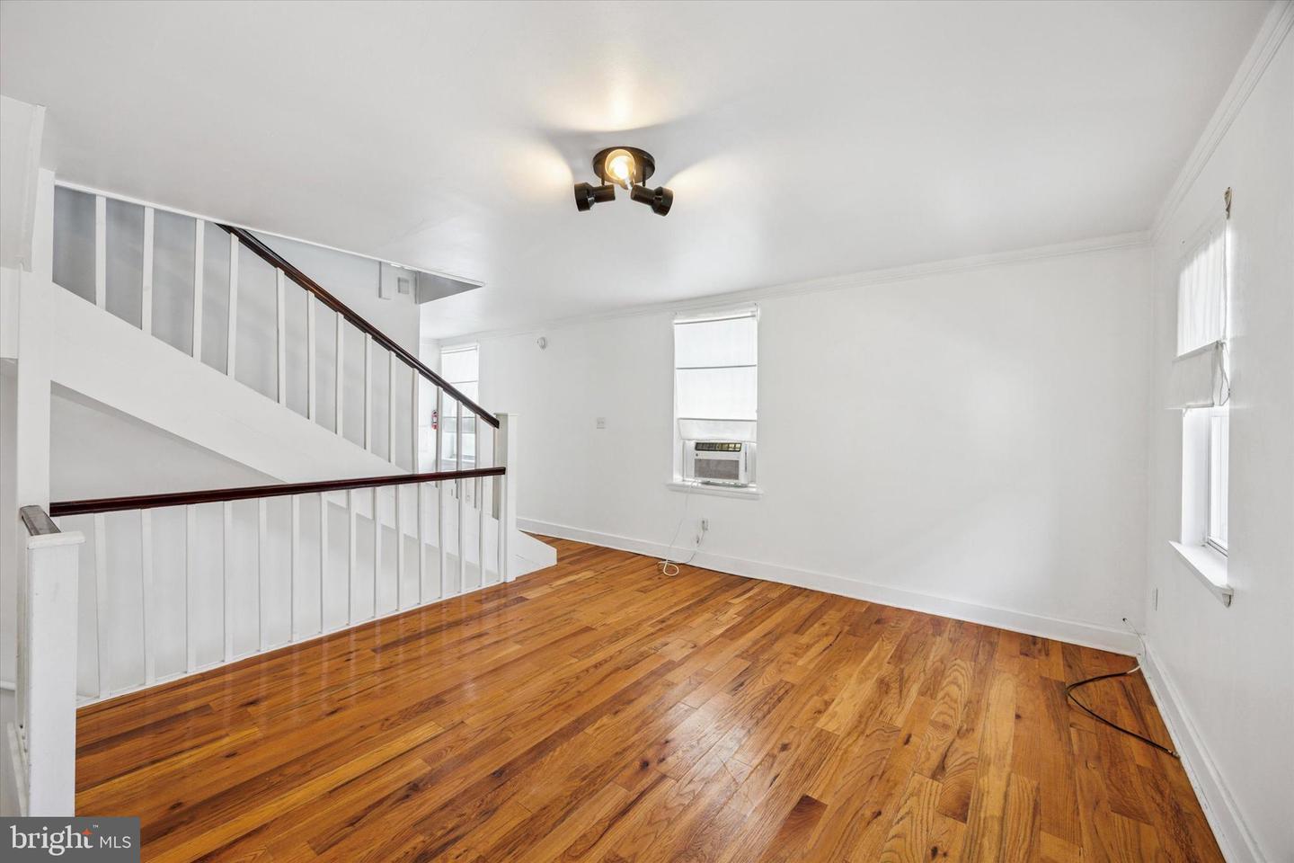 1235 E Berks St Property Photo 18