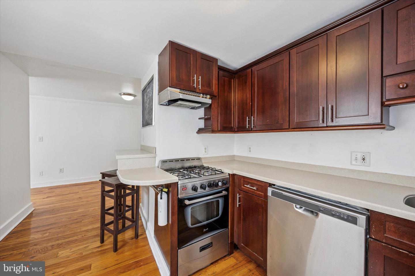 1235 E Berks St Property Photo 27