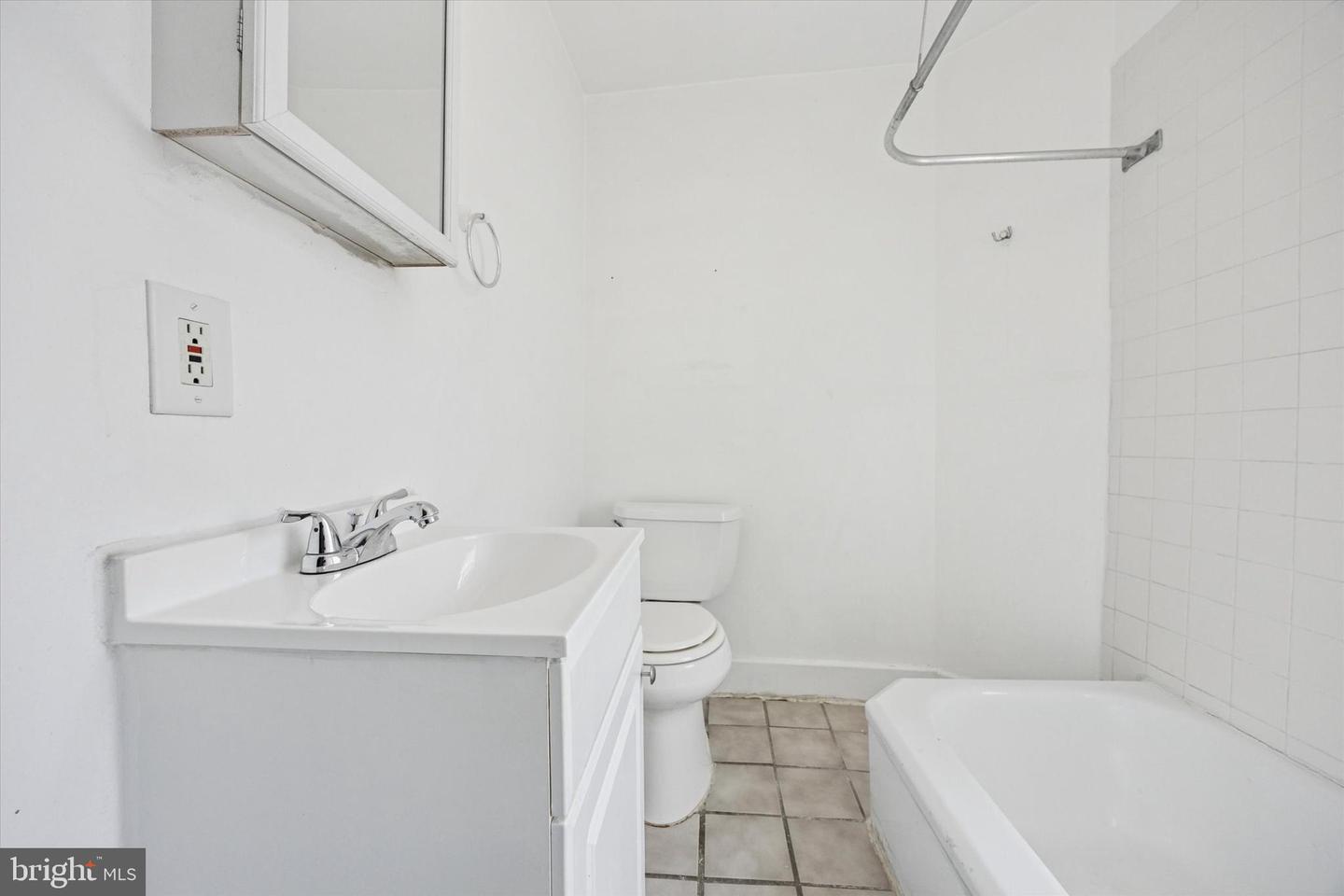 1235 E Berks St Property Photo 33