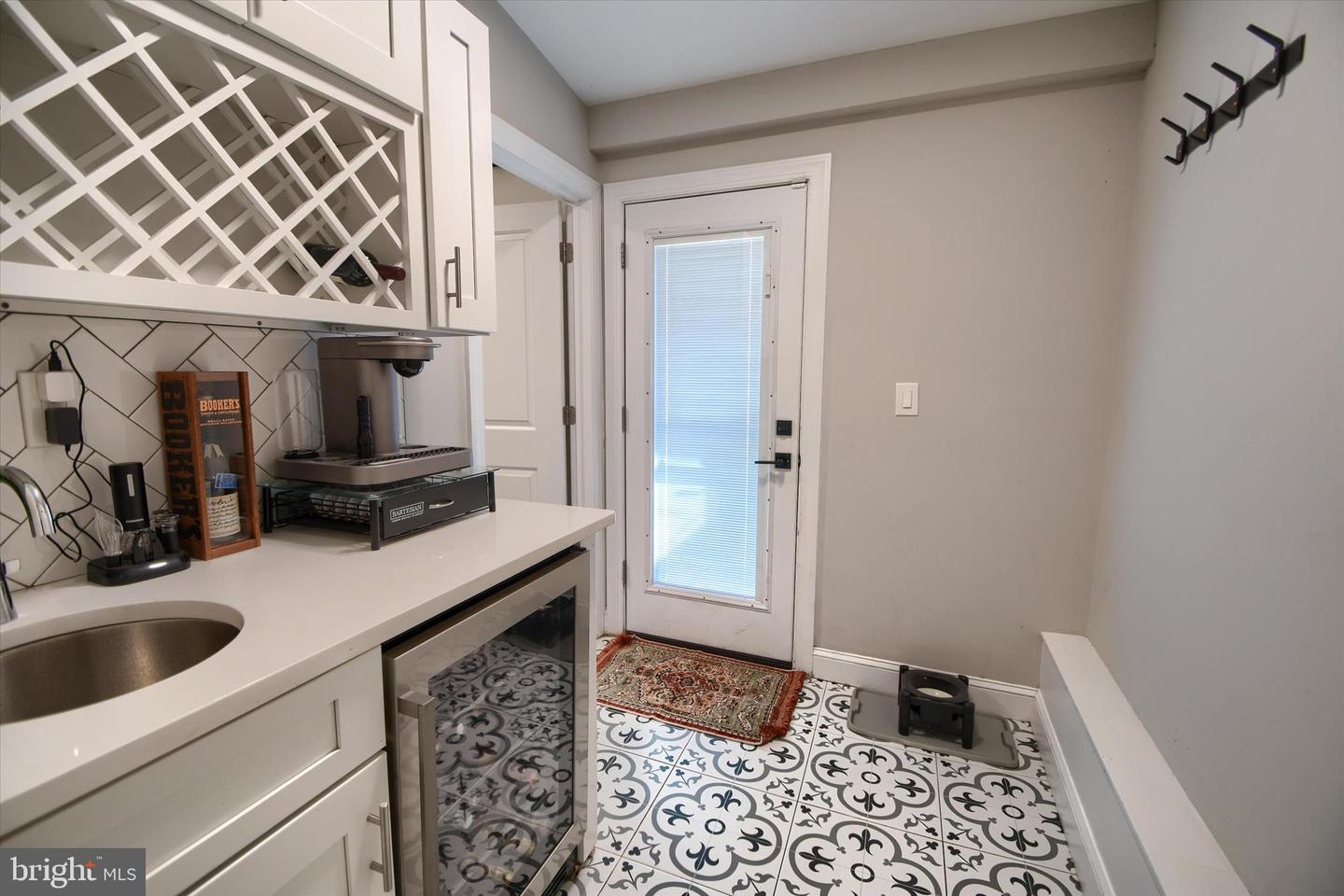 4117 Cresson St Property Photo 8